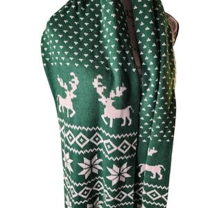 Green & White Reversible Deer Christmas Scarf | Size:  74" x 10"